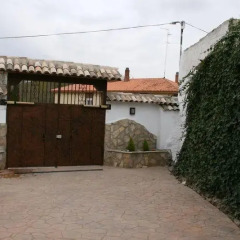 Отель Puerta del Agua Саэлисес спортивное сооружение