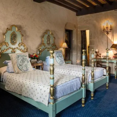 Отель Château de Codignat 5* Номер Премиум двуспальная кровать фото 4