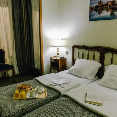 Hotel Saint Christophe в номере