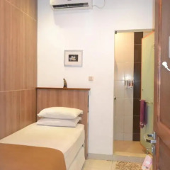 Cabin Hotel Bhayangkara In Yogyakarta Indonesia From 14 Photos