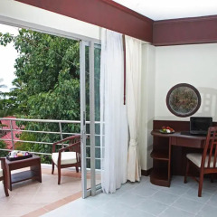 Samui First House Hotel 3* Номер категории Премиум с различными типами кроватей фото 9