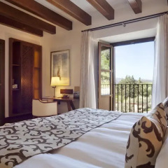Отель Castell Son Claret 5* Номер Делюкс с различными типами кроватей фото 2