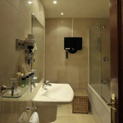 Hotel Roger de Lluria Barcelona 4* Номер Делюкс с различными типами кроватей фото 6
