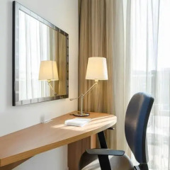 Отель Hampton by Hilton Amsterdam Airport Schiphol 3* Стандартный номер с различными типами кроватей фото 5