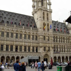 The Moon Hotel Brussels Брюссель городской автобус