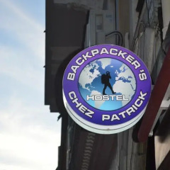 Отель Backpackers Chez Patrick развлечения