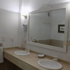 Отель Mayflower Suites 3* Стандартный номер с двуспальной кроватью фото 3