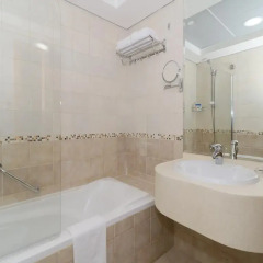 Отель Roda Beach Resort 4* Улучшенное шале с различными типами кроватей фото 3