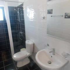 Hotel Kompleks Joni 3* Люкс повышенной комфортности с различными типами кроватей фото 8