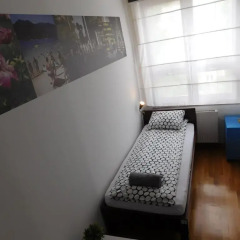 Hostel Bureau Стандартный номер с различными типами кроватей (общая ванная комната)