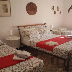 Отель Casa Eugenio Montale Генуя комната для гостей фото 2