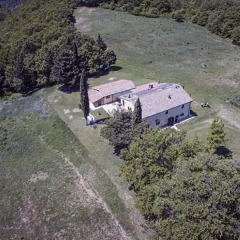 Отель Agriturismo IPoderi Pietraporciana Кьянчиано Терме парковка