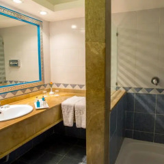 Отель Mirage Bay Resort and Aqua Park 5* Стандартный номер с различными типами кроватей фото 12