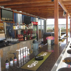 Green Bungalows Hotel Apartments гостиничный бар