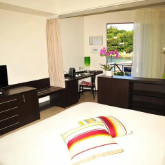 Hotel Desiree 4* Полулюкс фото 7