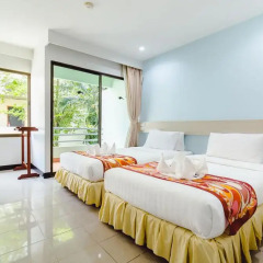 Отель Karon Whale Resort 3* Стандартный номер с двуспальной кроватью фото 13
