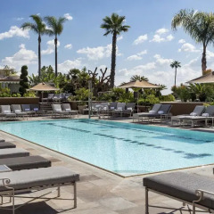 Отель Four Seasons Los Angeles at Beverly Hills бассейн фото 2