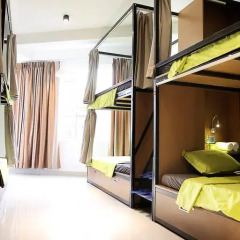 Отель Tomodachi House 2* Кровать в общем номере с двухъярусной кроватью фото 3