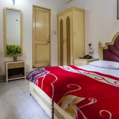 Hotel Sunshine Стандартный номер с двуспальной кроватью фото 6