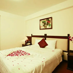 Hue Serene Shining Hotel & Spa 3* Улучшенный номер с различными типами кроватей фото 4