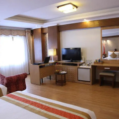 Hanoi Elegance Ruby Hotel 3* Люкс с различными типами кроватей фото 4