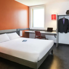 Отель ibis budget Aéroport Lyon Saint Exupéry 2* Стандартный номер с различными типами кроватей фото 3