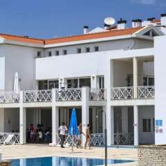 Отель Surfer's Bay бассейн фото 2