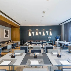 Отель AC Hotel Vicenza, a Marriott Lifestyle Hotel Италия, Креаццо - отзывы, цены и фото номеров - забронировать отель AC Hotel Vicenza, a Marriott Lifestyle Hotel онлайн питание