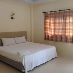 Отель Wattana Bungalow Улучшенный номер разные типы кроватей фото 8