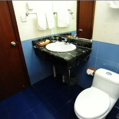 Отель Captain Hostel Китай, Шанхай - 1 отзыв об отеле, цены и фото номеров - забронировать отель Captain Hostel онлайн ванная