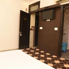 Отель Heritage Inn - Paharganj сейф в номере