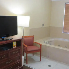 Отель Best Western Hollywood Plaza Inn 2* Стандартный номер с различными типами кроватей