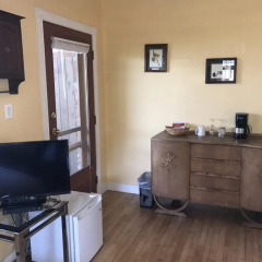 Отель The Inn at Tough City 2* Стандартный номер с 2 отдельными кроватями фото 7