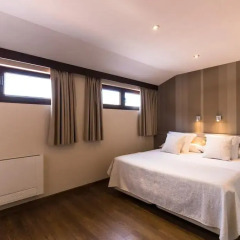 Отель Apartamentos Turisticos LLanes комната для гостей