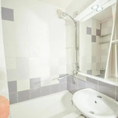 Апартаменты Funny Dolphins Apartments VDNKH Апартаменты с разными типами кроватей фото 12