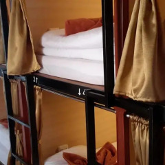 2W Beach Hostel Кровать в общем номере фото 2