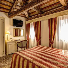 Hotel Bella Venezia 4* Стандартный номер с двуспальной кроватью