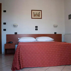 Hotel Monica 3* Стандартный номер фото 2