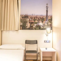 Отель Hostal Bcn Ramblas детские мероприятия