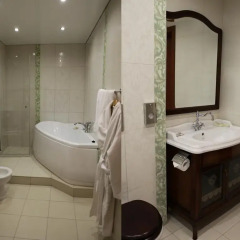 Гостиница Киев 3* Люкс разные типы кроватей