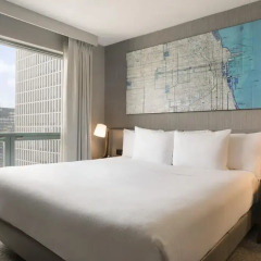 Отель Hilton Suites Chicago/Magnificent Mile комната для гостей фото 11