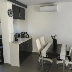 Отель OasisBeach Penthousse la Zénia в номере