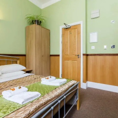 Gower House Hotel 3* Стандартный номер с двуспальной кроватью фото 5