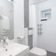 Отель Holiday Home Aspalathos ванная