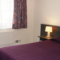 Hotel Beau Site Брюссель сейф в номере