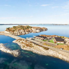 Отель Lauvøy Feriesenter пляж