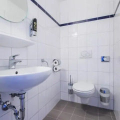 Отель a&o Hamburg Hauptbahnhof 2* Кровать в общем номере двухъярусные кровати фото 4