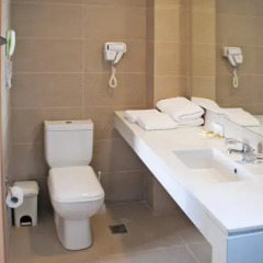 Maritimo Beach Hotel 4* Стандартный номер с различными типами кроватей фото 4