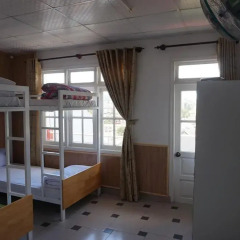 Dalat Backpackers Hostel Кровать в общем номере фото 7