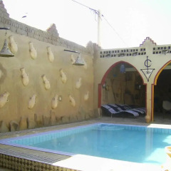 Отель Merzouga Sarah Camp Марокко, Мерзуга - отзывы, цены и фото номеров - забронировать отель Merzouga Sarah Camp онлайн бассейн